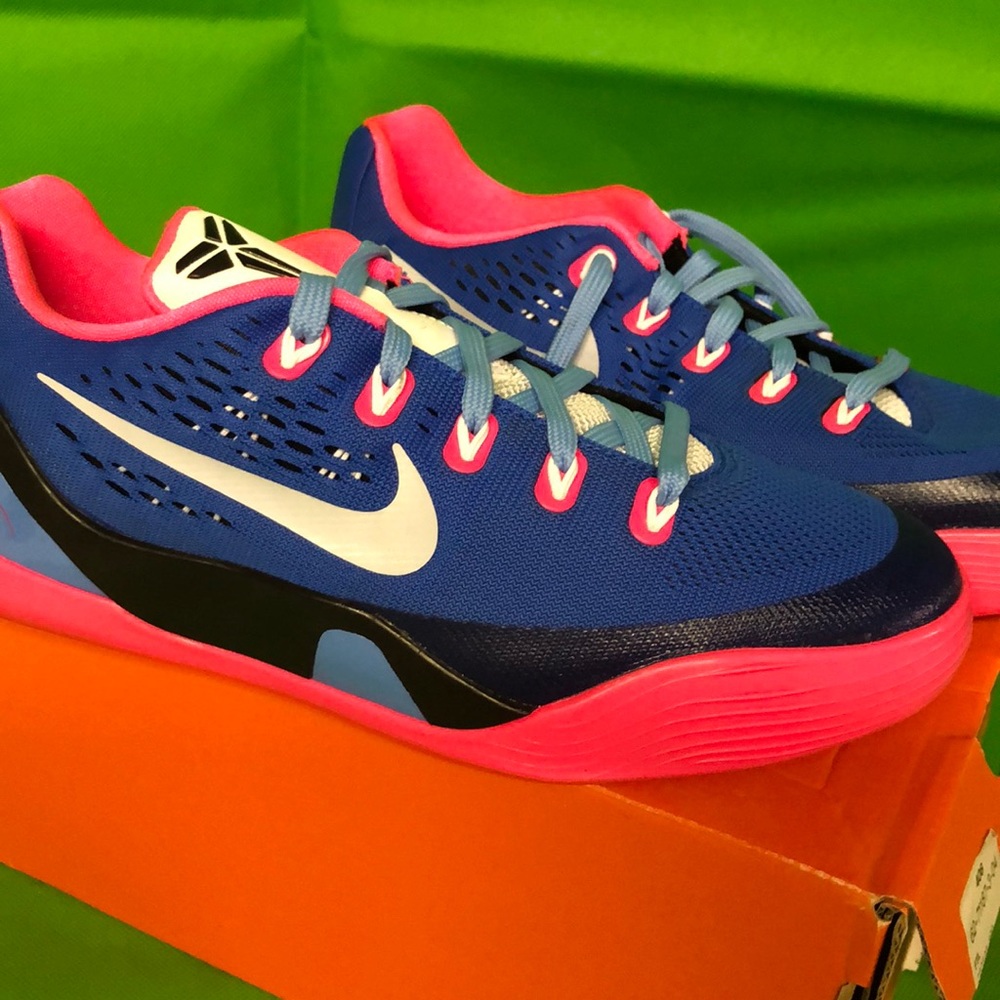 Girls brand new Kobe IX